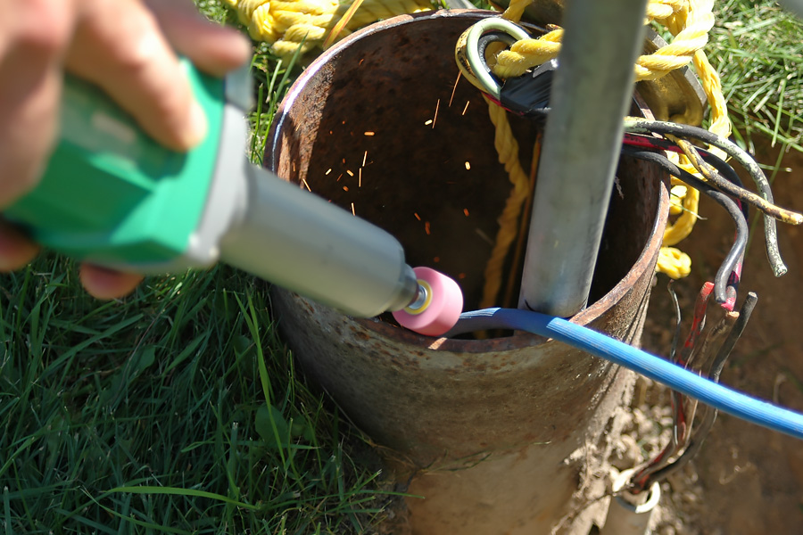 Чистка и ремонт скважин на воду. Замена насосного оборудования в Можайском районе Московской области